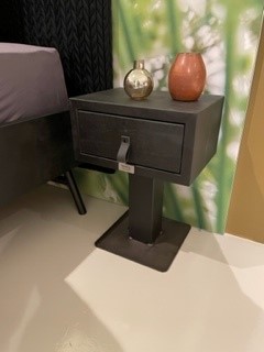 showmodel steel en stocking rock nachtkastjes per set